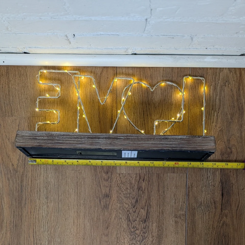 Light-up Table-top Love Sign